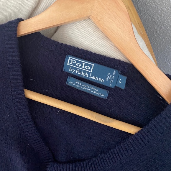 100% Lambswool Navy Polo Sweater - Picture 4 of 4
